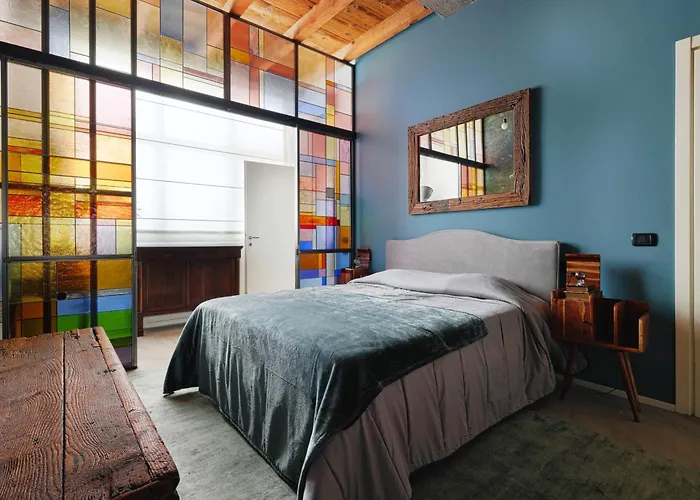 Luxury Loft Navigli Apartment